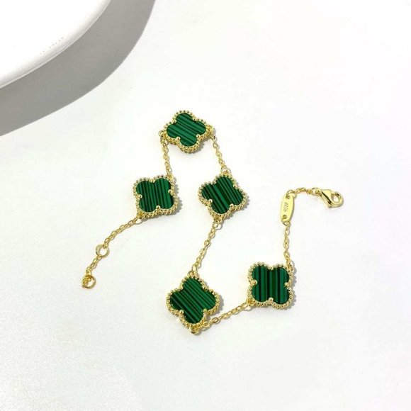 Malachite 18k YG plated Silver Clover bracelet - Picture 2 of 4